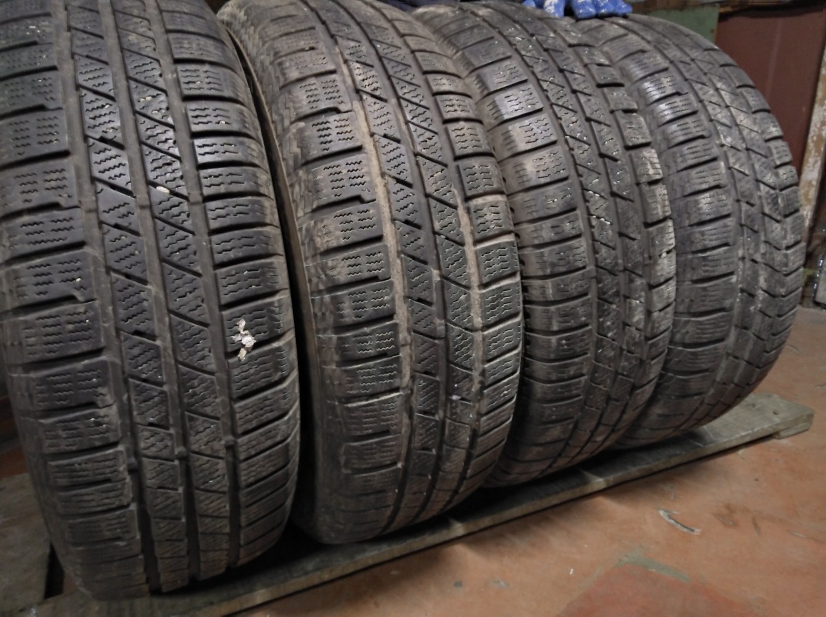 Continental CrossContactWinter 215/65R 16