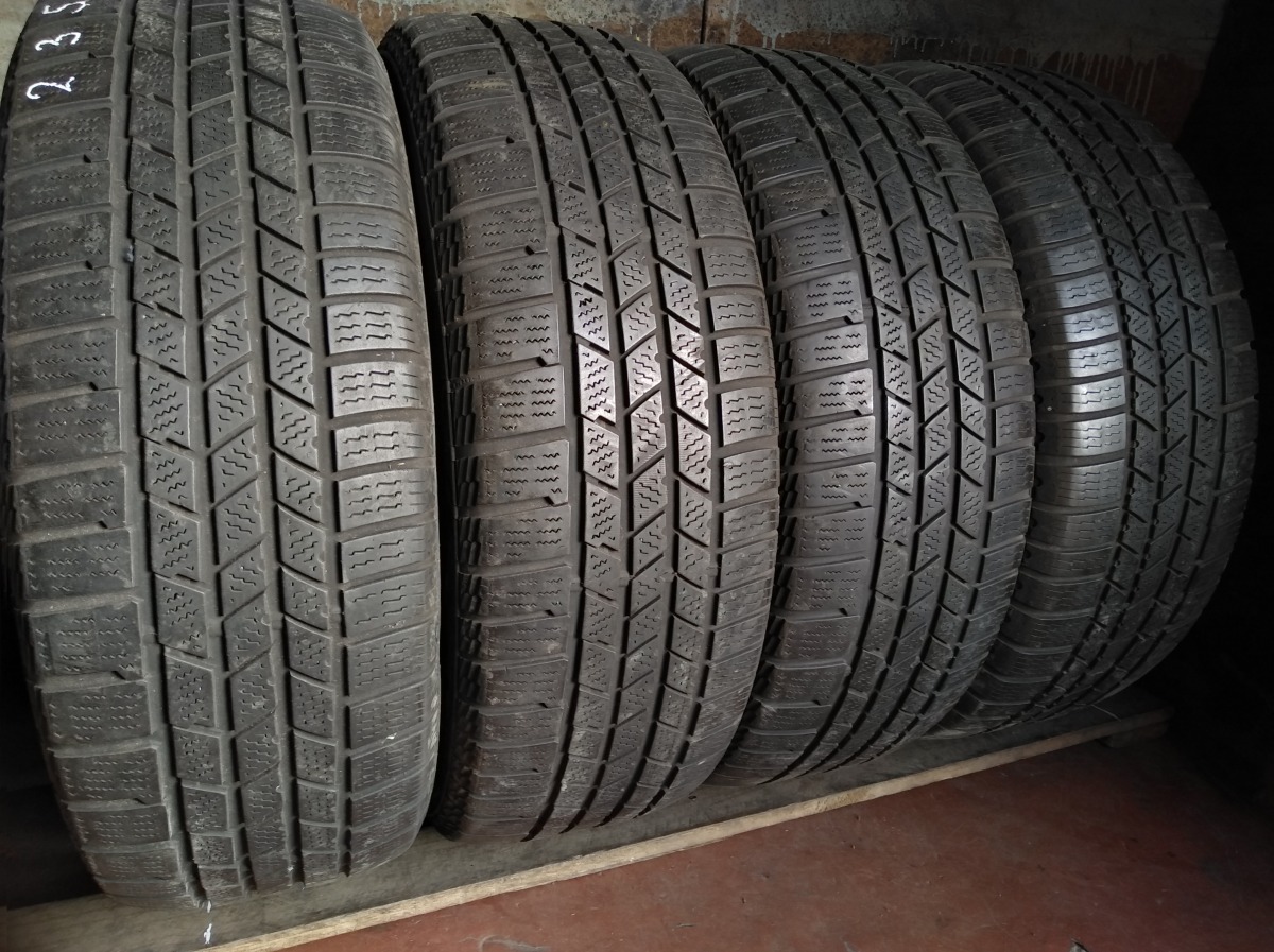 Continental Cross Contact Winter 235/60R 17
