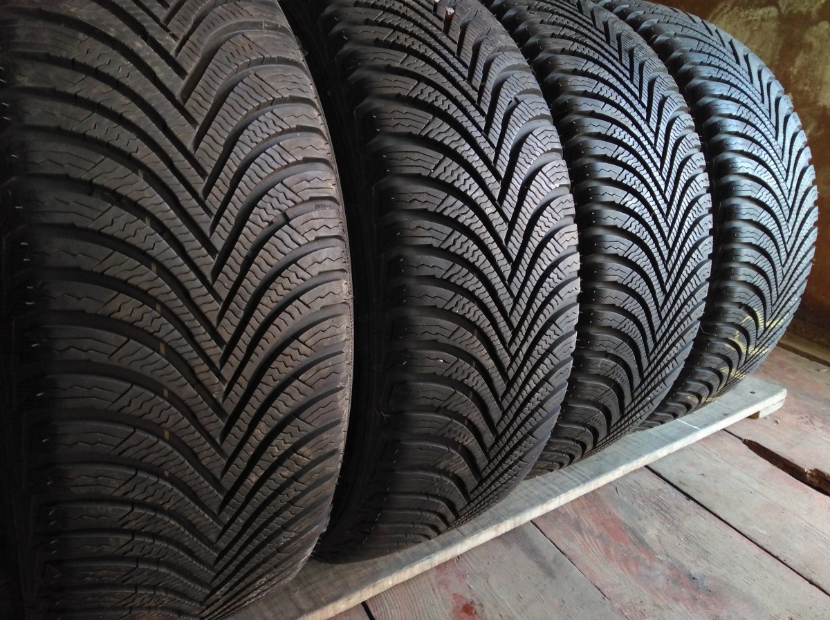 Качественные шины бу:  Michelin Alpin 5, шины б у R 16 фото