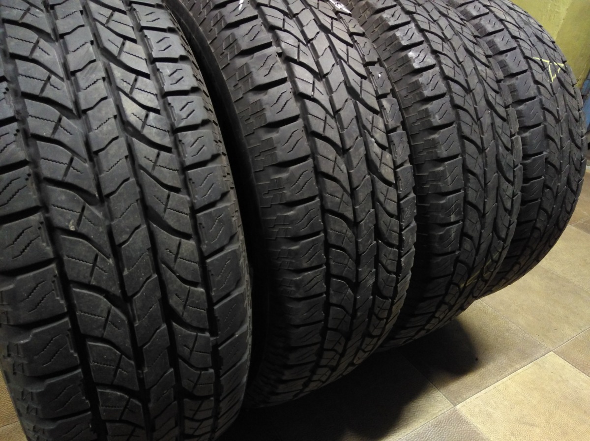 Купить зимние шины б/у Toyo Open Country 225/65 R17 5% в Киеве - Shina