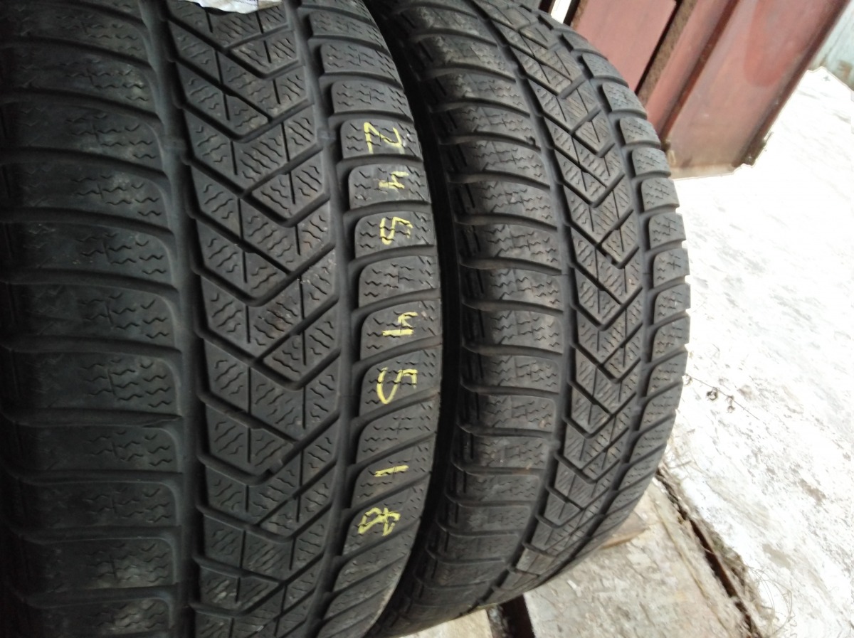 Качественные шины бу:  Pirelli Winter Sottozero 3, шины б у R 18 фото