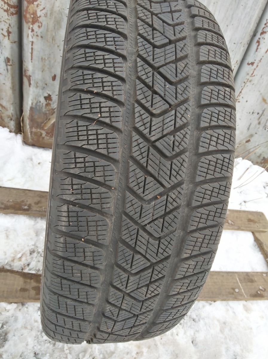 Купить зимние шины б/у Pirelli Scorpion Winter. 235/60 R18 5% в Киеве ...