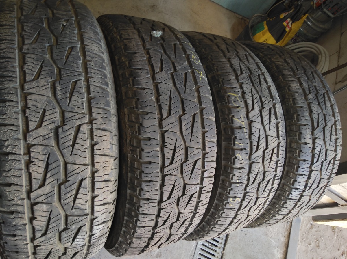 Купить зимние шины б/у Bridgstone Dueler AT 255/60 R18 30% в Киеве ...
