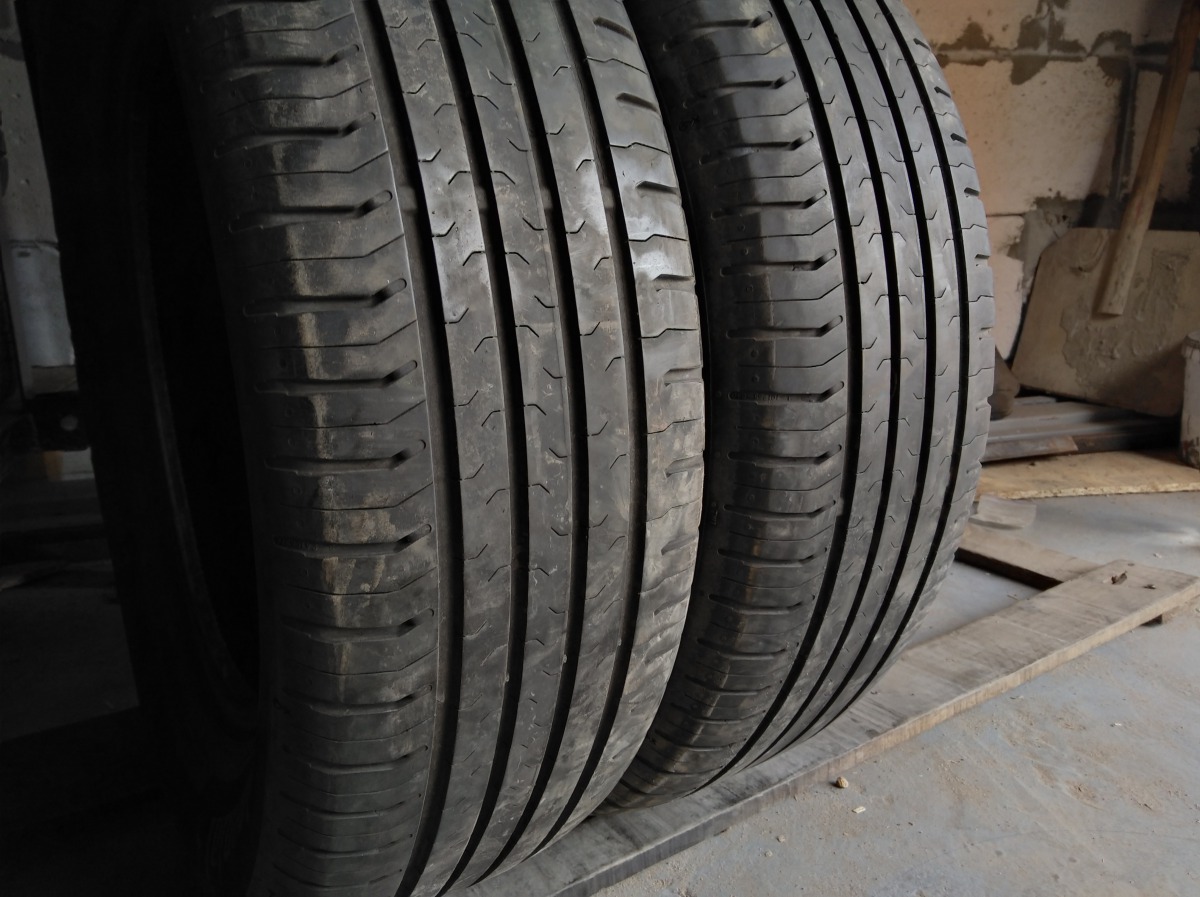 Continental ContiEcoContact 5 215/65R 17