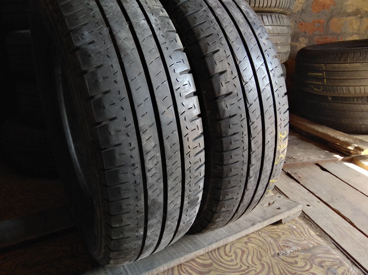 Качественные шины бу:  Michelin Agylis, шины б у R 15C фото
