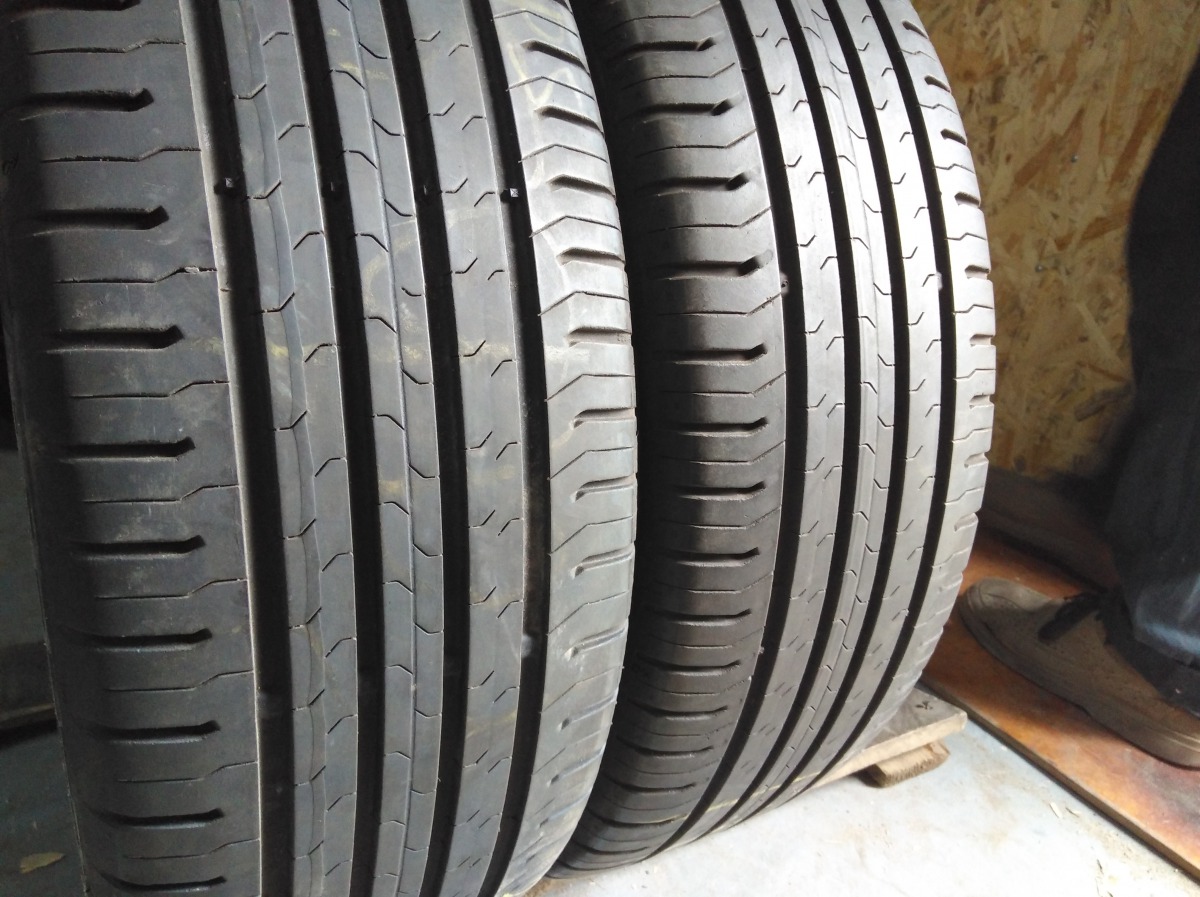 Continental ContiEcoContact 5 215/60R 17