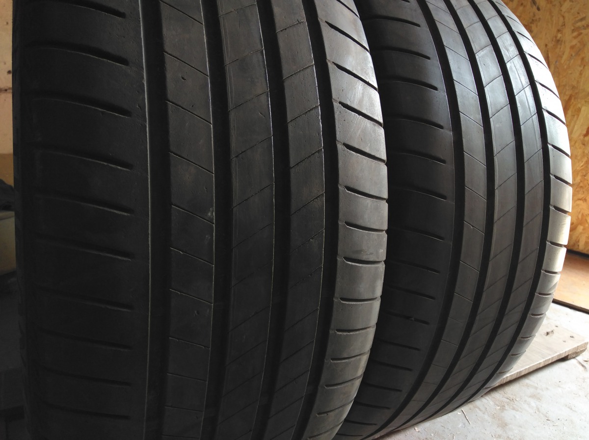 Купить зимние шины б/у Bridgestone Turanza T 005 275/45 R20 30% в Киеве ...