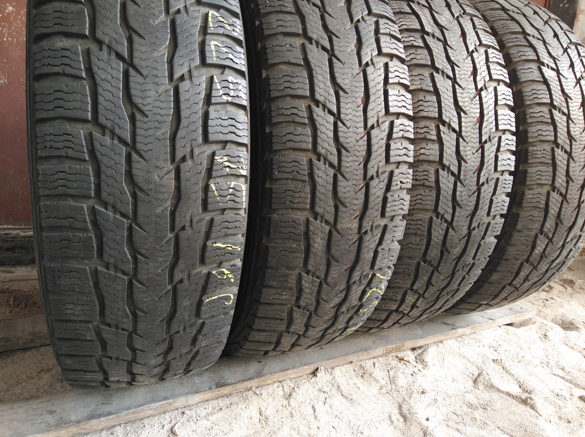 Купить зимние шины б/у Continental Vanco Winter 2 225/75 R16C 30% в ...