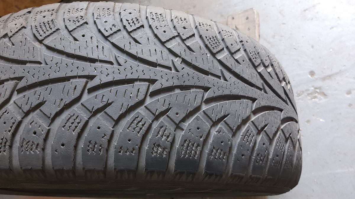 Качественные шины бу:  Hankook Winter Pike RS, шины б у R 17 фото