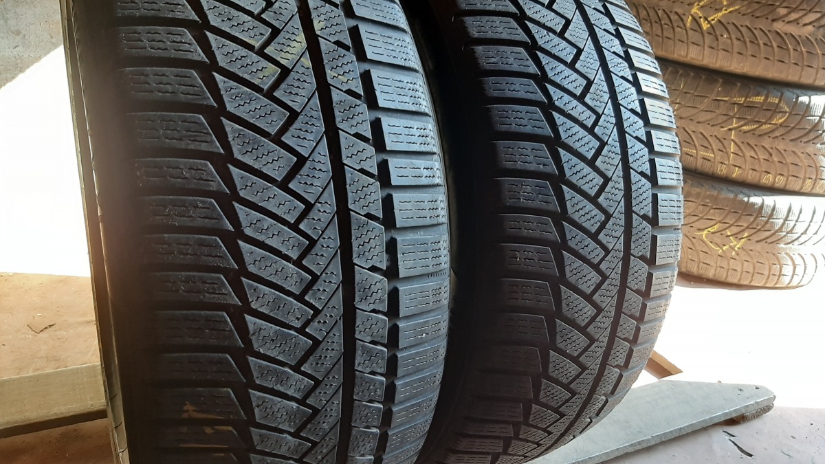 Continental Winter Contact TS 850P../.. 235/45R 17