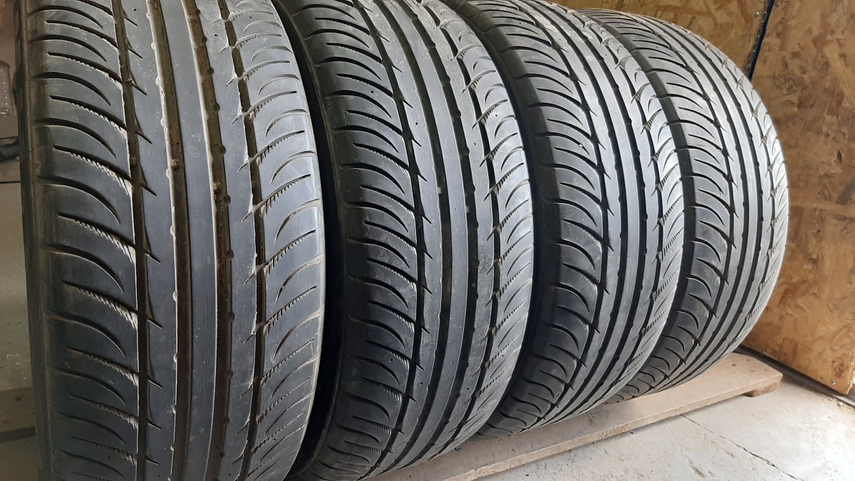 Купить зимние шины б/у Kumho Ecsta SPT.// 215/55 R16 30% в Киеве ...