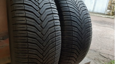 Качественные шины бу:  Michelin Cross Climate, шины б у R 17 фото