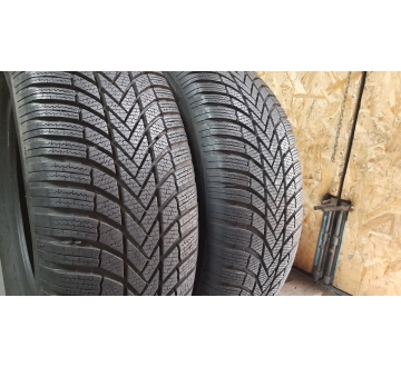 Bridgestone Blizzak LM005../..//. 255/60R 18