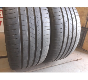 Качественные шины бу:  Saett Touring 2 .., шины б у R 18 фото