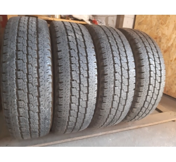 Качественные шины бу:  Michelin Agilis 81, шины б у R 15C фото