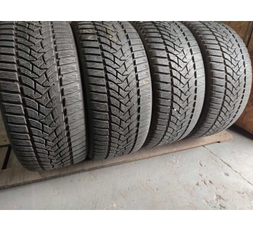 Dunlop Winter Sport 5.//.. 225/40R 18
