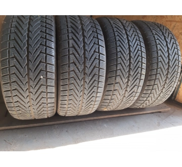 Качественные шины бу:  Vredestein Wintrac Extreme./…., шины б у R 17 фото