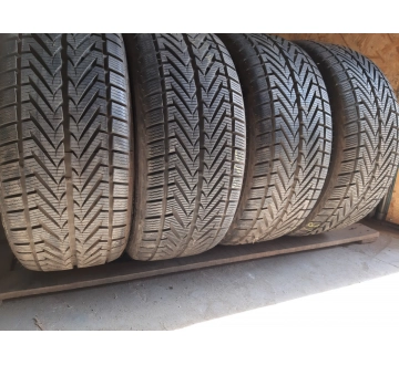 Качественные шины бу:  Vredestein Wintrac Extreme//…., шины б у R 18 фото