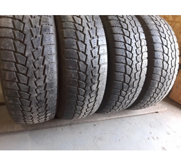 Качественные шины бу:  Kumho PowerGrip KC11, шины б у R 15C фото