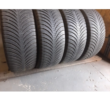 Качественные шины бу:  GoodYear Vector 4 Seasons /….., шины б у R 17 фото