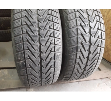 Качественные шины бу:  Vredestein Winter 4 Xtreme .., шины б у R 19 фото