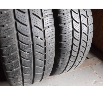 Качественные шины бу:  Continental Vanco Winter 2 .., шины б у R 16C фото