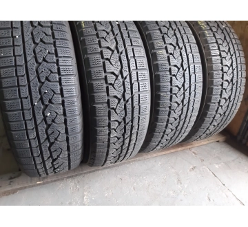 Качественные шины бу:  Kumho I Zen RV  …, шины б у R 17 фото