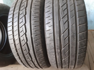 TOYO Proxes  . 225/55R 17