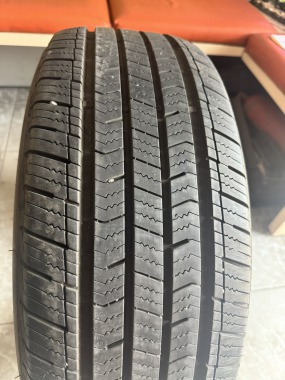 Arizonian Silver Edition allseason 215/60R 16