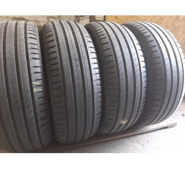 Michelin Latitude Sport 3 … . / 235/65R 17