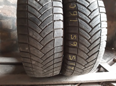 Michelin Agilis Cross Climate   … 215/65R 16C
