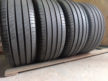 Michelin Primacy 4   . …/. 215/50R 17