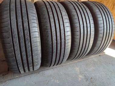 GoodYear Efficient Grip …///.. 225/50R 17
