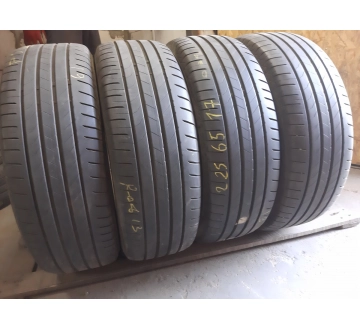 Bridgestone Alenza 001   . . 225/65R 17