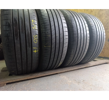 GoodYear Efficient Grip  .   ..  . 215/50R 17