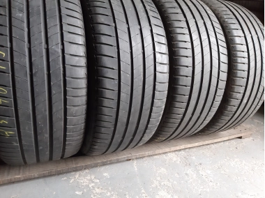 Bridgestone Turanza T005 ../.. 245/40R 19