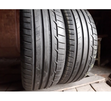 Dunlop Sport Maxx RT .  .  . 235/55R 19