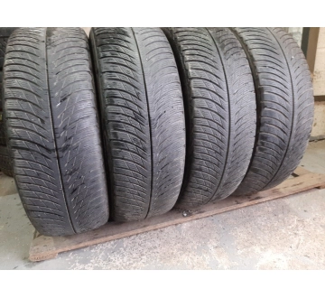 Pirelli Sottozero 3.   /../.. 245/40R 18