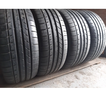 Kumho Ecsta LE Sport . 225/50R 17