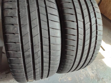 Bridgestone Turanza T005 235/40R 19