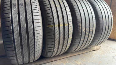Michelin Primacy 4  .  … . 225/50R 17
