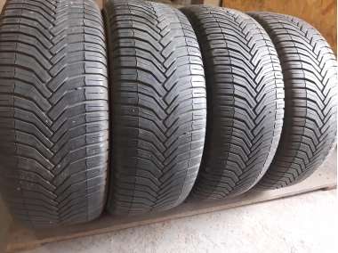Michelin Cross Climate 215/55R 17