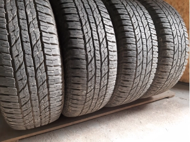 Yokohama Geolendar A/T  .. 265/65R 17