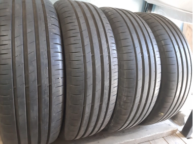 Good Year Efficient Grip . 205/60R 16