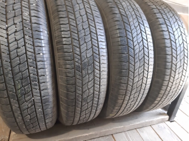 Yokohama Geolendar G 033     //. 215/70R 16