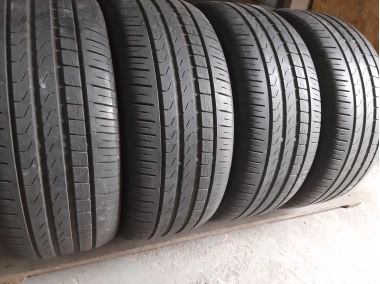 Pirelli Cinturato P7 . . 235/45R 18