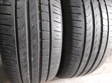 Pirelli Cinturato P7  ..  . 235/45R 18
