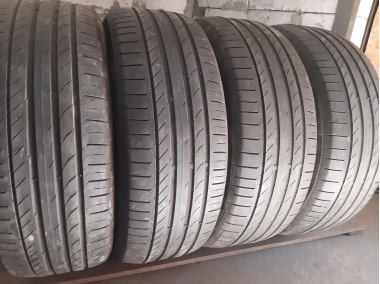 Continental Conti Sport Contact 5  . 235/55R 19