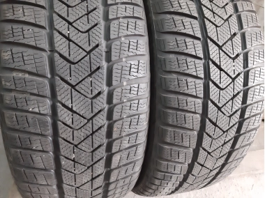 Pirelli Sottozero 3 235/45R 18