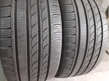 Tracmax Ice-Plus S 210 275/35R 19
